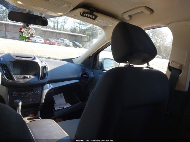 1FMCU0GD8HUC59085 Ford ESCAPE SE