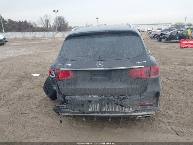 Auction sale of the 2022 Mercedes-benz Glc 300 4matic Suv, vin: W1N0G8EB7NV399724, lot number: 44377837