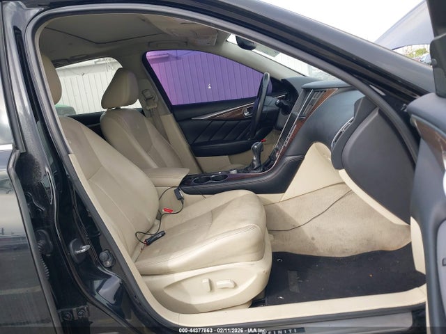 JN1BV7AP5EM676073 Infiniti Q50 Premium