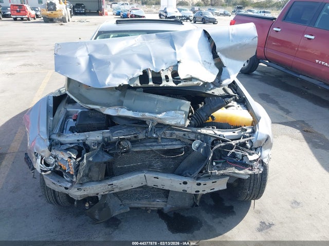 44377878 :رقم المزاد ، 2C3CCAAG5FH893913 vin ، 2015 Chrysler 300 Limited مزاد بيع