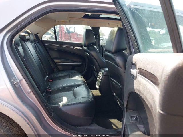 44377878 :رقم المزاد ، 2C3CCAAG5FH893913 vin ، 2015 Chrysler 300 Limited مزاد بيع