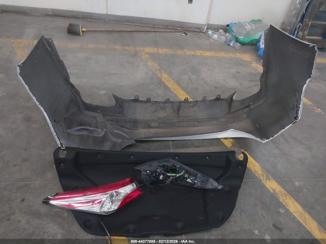 4T1G11AK3LU919548 Toyota CAMRY SE