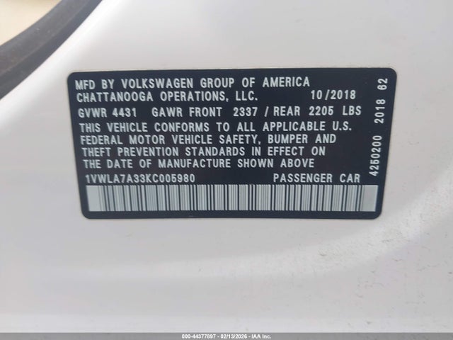 1VWLA7A33KC005980 Volkswagen Passat 2.0t Wolfsburg Edition