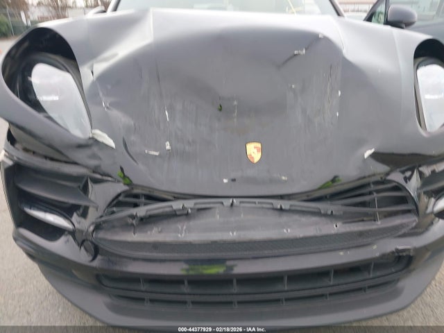 2019 PORSCHE MACAN WP1AA2A55KLB05821 Photo 5