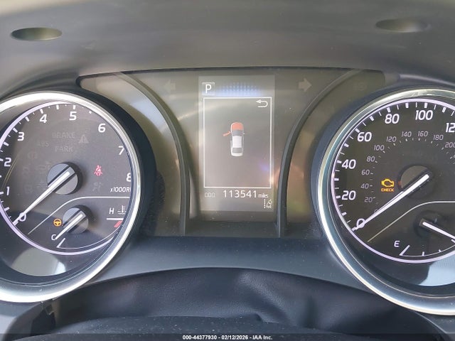 44377930 :رقم المزاد ، 4T1C11AKXLU894730 vin ، 2020 Toyota Camry Le مزاد بيع