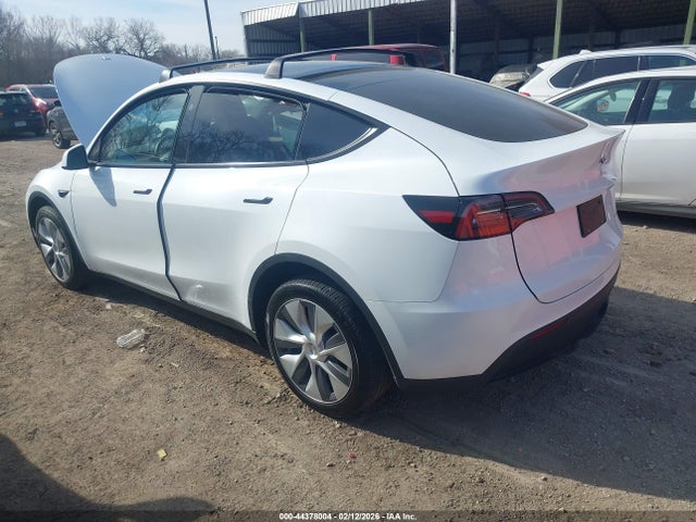 2024 Tesla Model Y Long Range Dual Motor All-wheel Drive მანქანა იყიდება აუქციონზე, vin: 7SAYGDEE4RA269787, აუქციონის ნომერი: 44378004