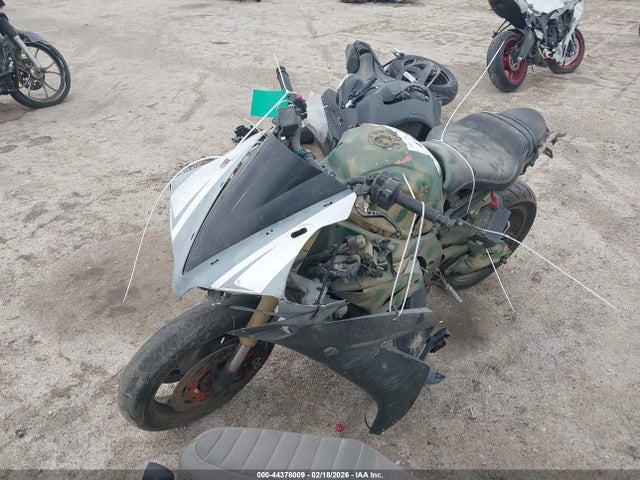 JYARN48E0HA000159 Yamaha FZ10