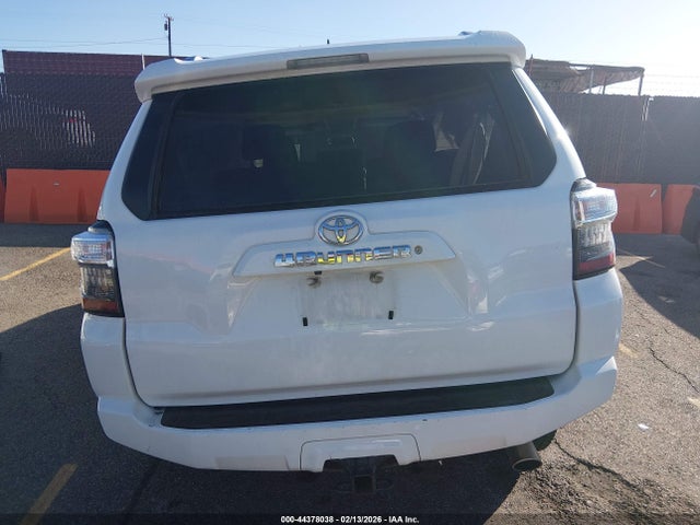 JTEZU5JR2F5099658 Toyota 4RUNNER SR5