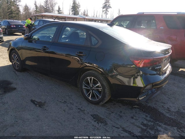 3KPF24AD1PE585475 KIA Forte Lxs