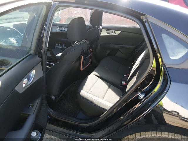 3KPF24AD1PE585475 KIA Forte Lxs