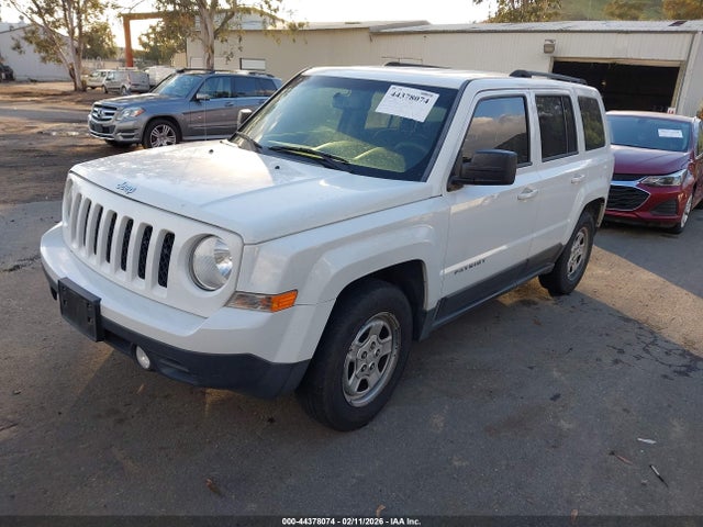Jeep Patriot Sport 2016 1C4NJPBB6GD602463 Image 2