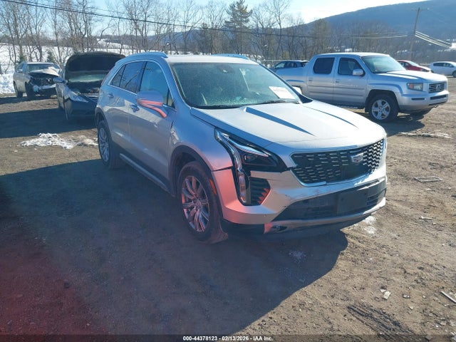 2019 CADILLAC XT4 1GYFZDR48KF216444