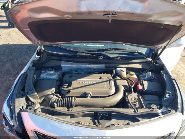 2019 CADILLAC XT4 1GYFZDR48KF216444 Photo 9