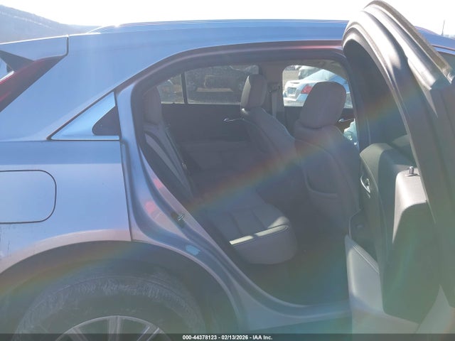 2019 CADILLAC XT4 1GYFZDR48KF216444 Photo 7