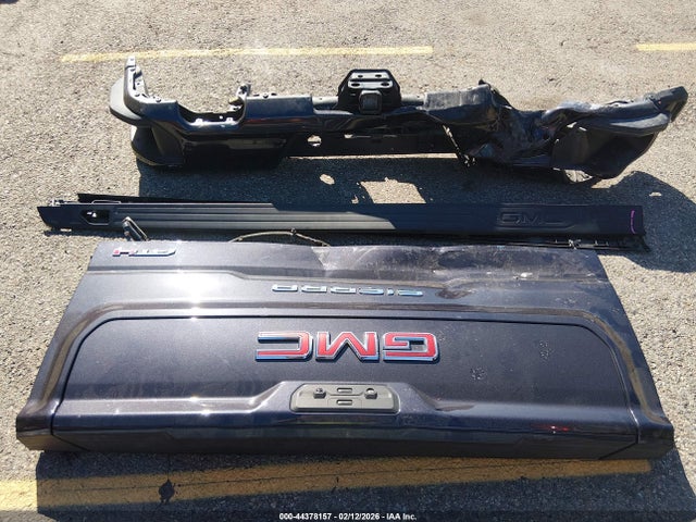 3GTPUEEL8NG536927 GMC Sierra 1500 4wd Standard Box At4