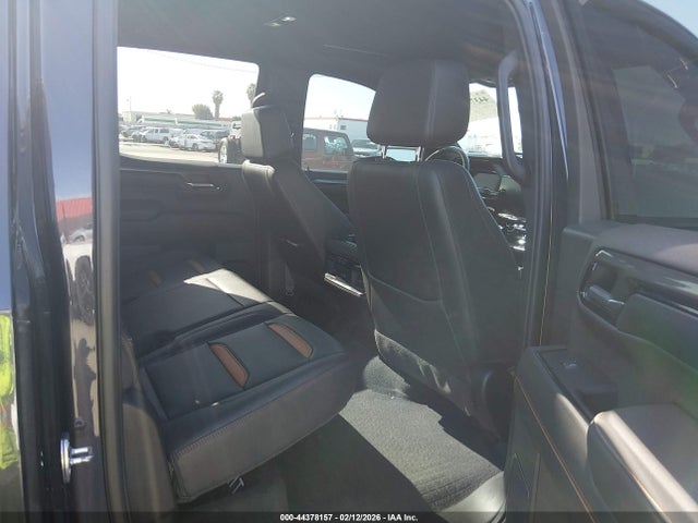 3GTPUEEL8NG536927 GMC Sierra 1500 4wd Standard Box At4