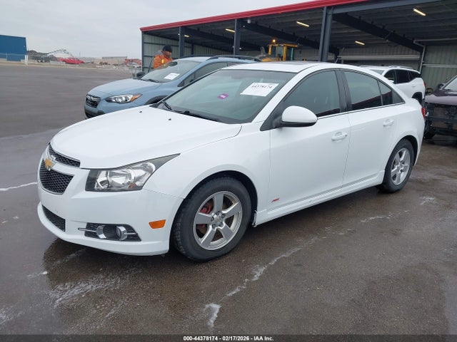 Chevrolet Cruze 1lt Auto 2014 1G1PC5SB9E7486770 Image 2