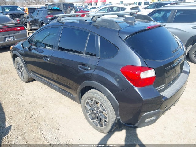 2017 SUBARU CROSSTREK JF2GPAKC9H8213700 Photo 2