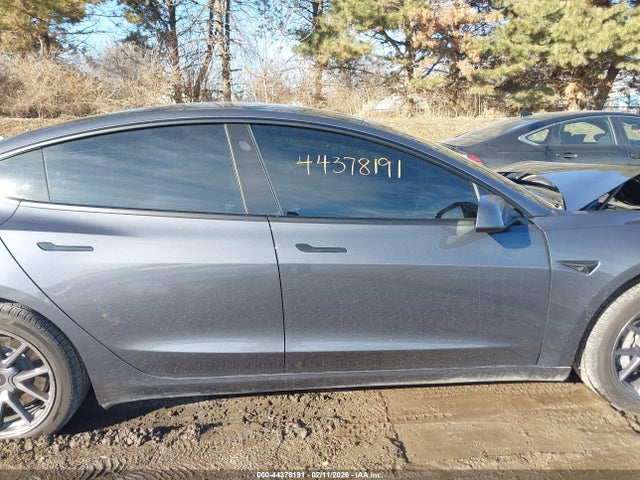 Tesla Model 3 Long Range Dual Motor All-wheel Drive 2022 5YJ3E1EB3NF264076 Image 13