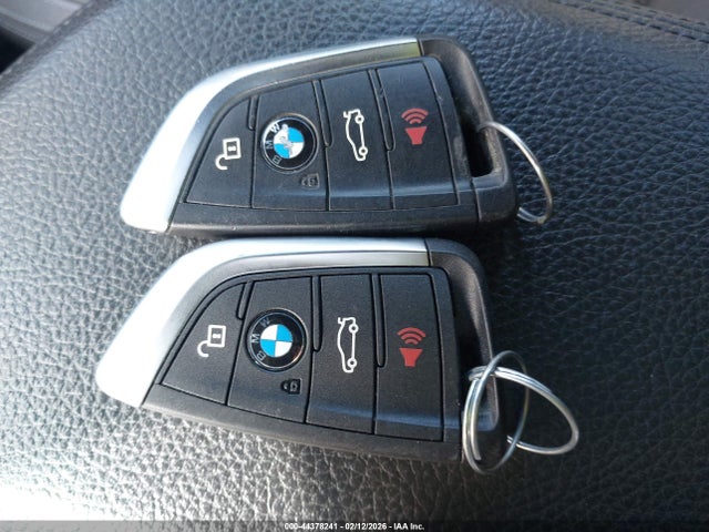 Продажа на аукционе авто 2018 Bmw X1 Xdrive28i, vin: WBXHT3C32J5K21866, номер лота: 44378241