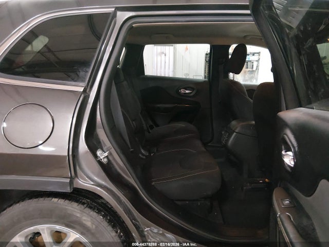 Продаж на аукціоні авто 2016 Jeep Cherokee Latitude, vin: 1C4PJMCB1GW368436, номер лоту: 44378288