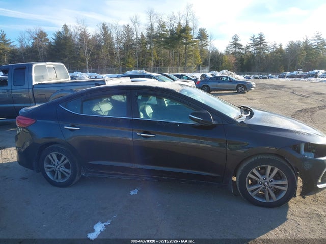 KMHD84LF9HU280163 Hyundai Elantra Limited