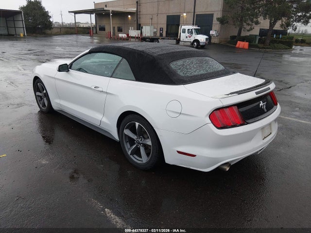 2015 FORD MUSTANG 1FATP8EM0F5400791 Photo 2