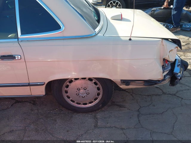 Auction sale of the 1987 Mercedes-benz 560 Sl, vin: WDBBA48D8HA057846, lot number: 44378332