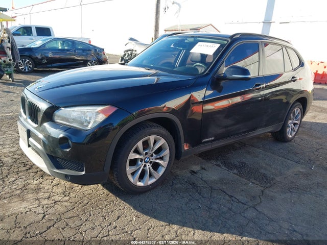 BMW X1 Xdrive28i 2014 WBAVL1C53EVY18954 Image 2