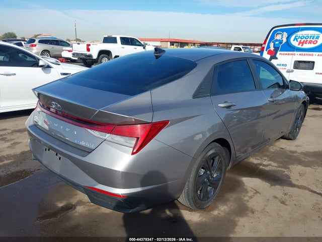KMHLM4AJ8MU008602 Hyundai Elantra Hybrid Blue