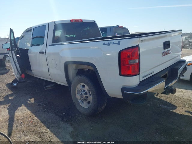 44378355 :رقم المزاد ، 1GT12XEGXFF163807 vin ، 2015 Gmc Sierra 2500hd مزاد بيع