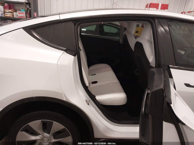 44378360 :رقم المزاد ، 7SAYGDEE4PF628975 vin ، 2023 Tesla Model Y Awd/long Range Dual Motor All-wheel Drive مزاد بيع
