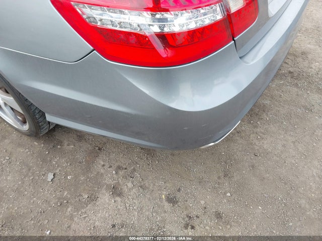2011 Mercedes-benz E 350 მანქანა იყიდება აუქციონზე, vin: WDDHF5GB2BA287303, აუქციონის ნომერი: 44378377