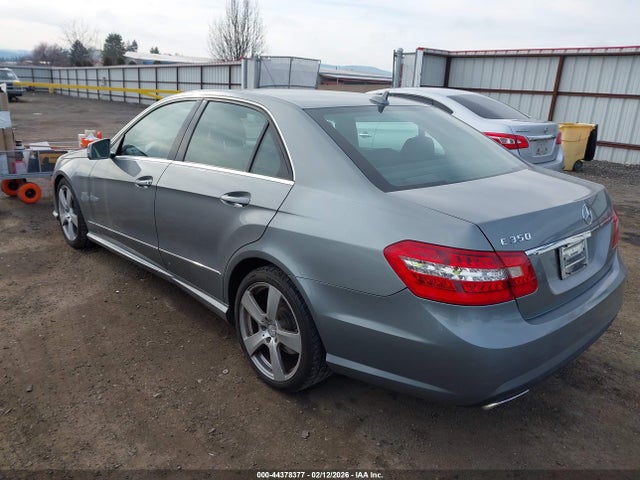 2011 Mercedes-benz E 350 მანქანა იყიდება აუქციონზე, vin: WDDHF5GB2BA287303, აუქციონის ნომერი: 44378377