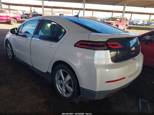 2011 CHEVROLET VOLT 1G1RC6E41BU101856 Photo 2