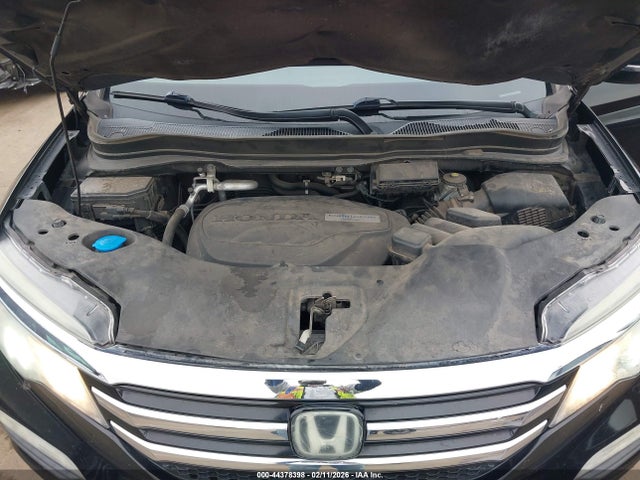 Продаж на аукціоні авто 2016 Honda Pilot Touring, vin: 5FNYF6H96GB085493, номер лоту: 44378398