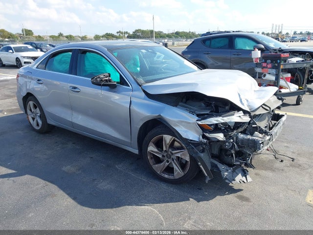 2023 AUDI A3 WAUHUDGY2PA071454 Photo 0