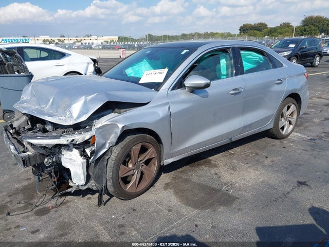 2023 AUDI A3 WAUHUDGY2PA071454 Photo 1