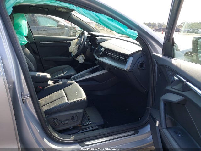2023 AUDI A3 WAUHUDGY2PA071454 Photo 4