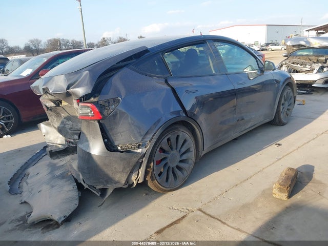 44378409 :رقم المزاد ، 7SAYGDEF0NF337184 vin ، 2022 Tesla Model Y Performance Dual Motor All-wheel Drive مزاد بيع