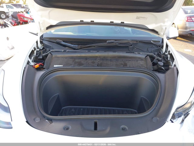 2022 TESLA MODEL Y 7SAYGDEE9NF453443 Photo 9