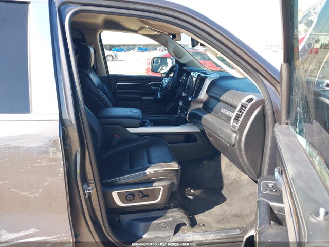 Продаж на аукціоні авто 2019 Ram 1500 Laramie  4x2 5'7 Box, vin: 1C6RREJT3KN912704, номер лоту: 44378460