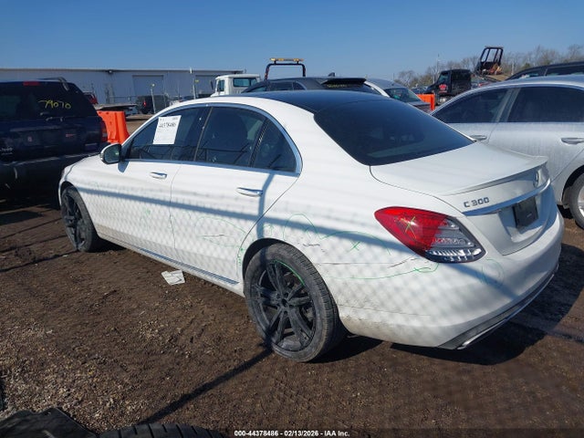 44378486 :رقم المزاد ، 55SWF4KB7GU171787 vin ، 2016 Mercedes-benz C 300 4matic مزاد بيع