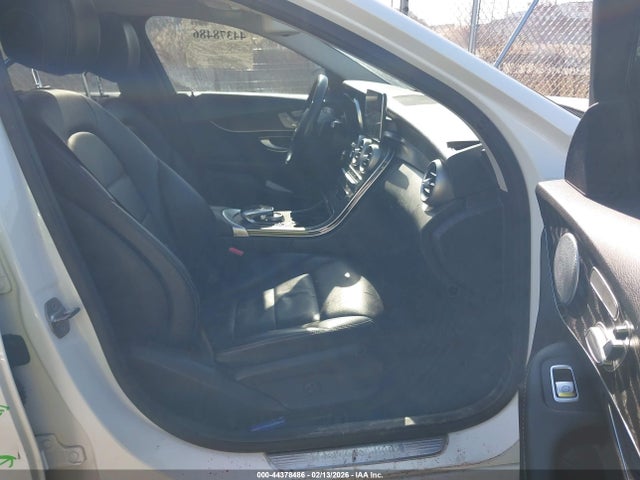 44378486 :رقم المزاد ، 55SWF4KB7GU171787 vin ، 2016 Mercedes-benz C 300 4matic مزاد بيع