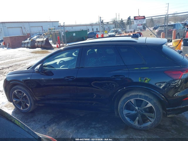 WA1LUBFZ8RP062702 Audi Q4 E-tron Premium Plus 55 Quattro