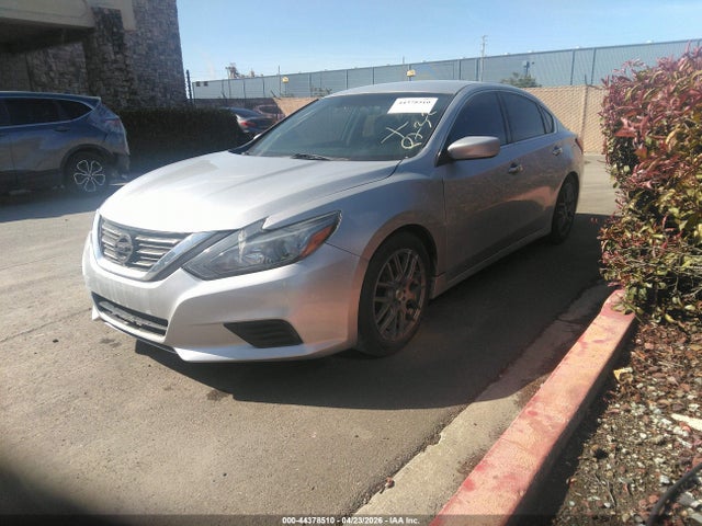 Nissan Altima 2.5/2.5 S/2.5 Sl/2.5 Sr/2.5 Sv 2016 1N4AL3AP0GN371445 Image 2