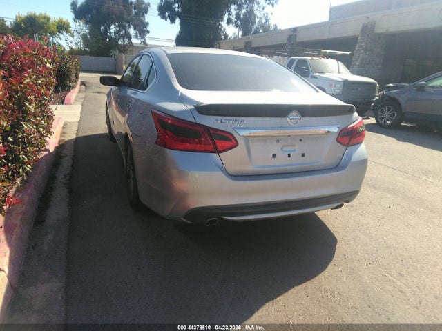 Nissan Altima 2.5/2.5 S/2.5 Sl/2.5 Sr/2.5 Sv 2016 1N4AL3AP0GN371445 Image 3