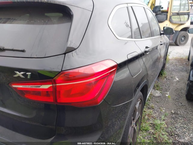 WBXHT3Z37H4A53779 BMW X1 Xdrive28i