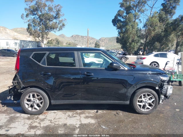 KNDJ23AU6M7772937 KIA SOUL S