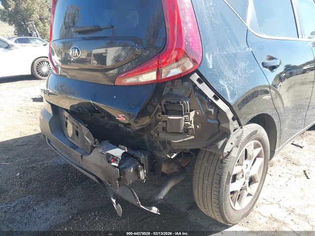 KNDJ23AU6M7772937 KIA SOUL S
